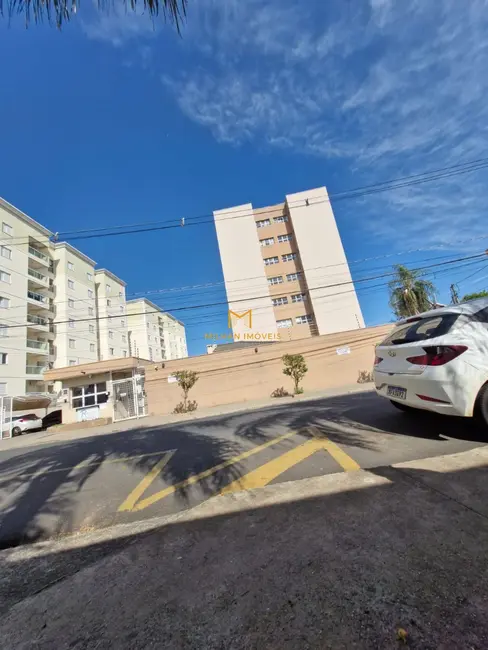 Foto 2 de Apartamento com 2 quartos à venda, 67m2 em Vila Brizzola, Indaiatuba - SP