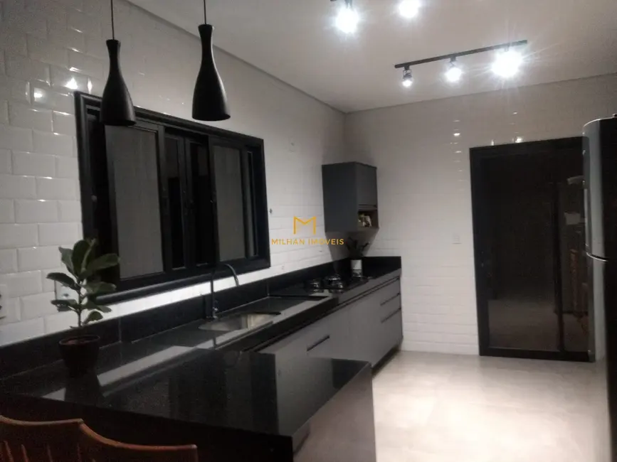 Foto 7 de Casa de Condomínio com 3 quartos à venda e para alugar, 212m2 em Jardim Laguna, Indaiatuba - SP