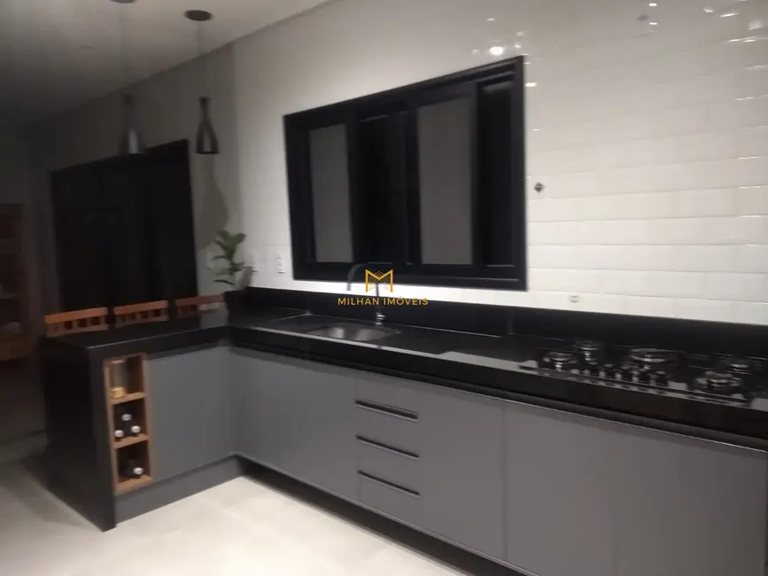 Foto 6 de Casa de Condomínio com 3 quartos à venda e para alugar, 212m2 em Jardim Laguna, Indaiatuba - SP