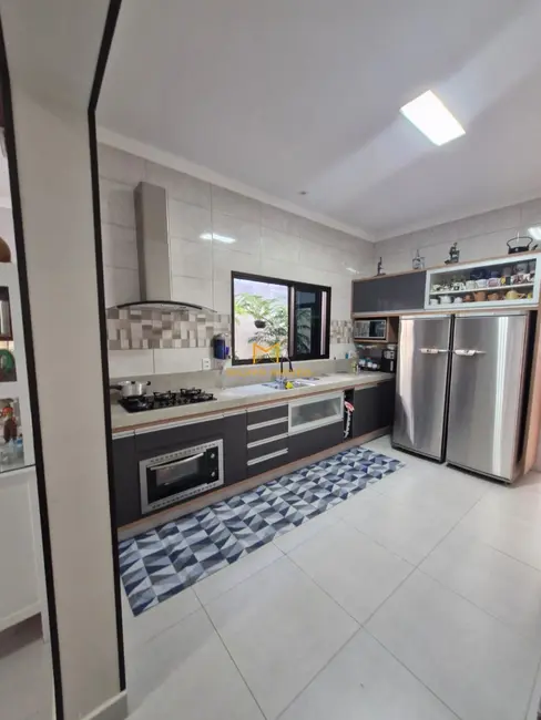 Casa com 3 quartos à venda, 206m2 em Jardim Esplanada, Indaiatuba - SP - imagem 5 Foto 5 de Casa com 3 quartos à venda, 206m2 em Jardim Esplanada, Indaiatuba - SP