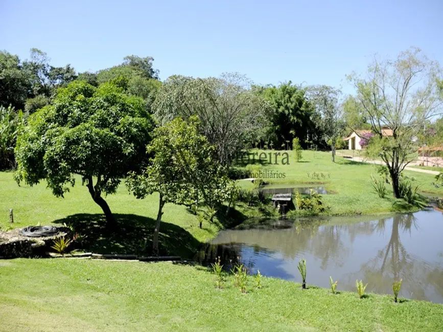 Foto 1 de Terreno / Lote à venda, 1056m2 em Cabreuva - SP