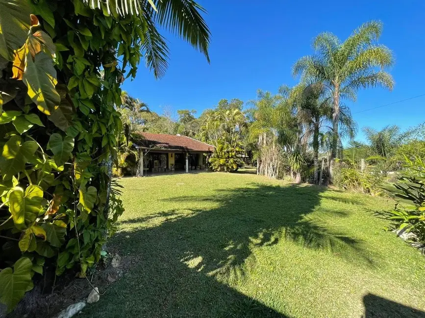 Foto 1 de Chácara com 3 quartos à venda, 245m2 em Jarinu - SP