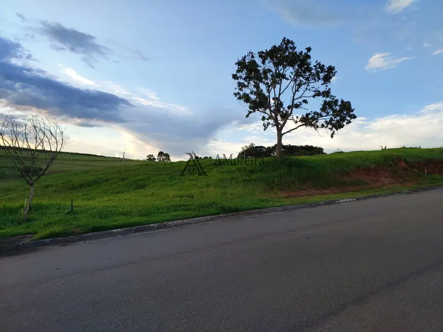 Foto 1 de Terreno / Lote à venda, 1000m2 em Caxambu, Jundiai - SP