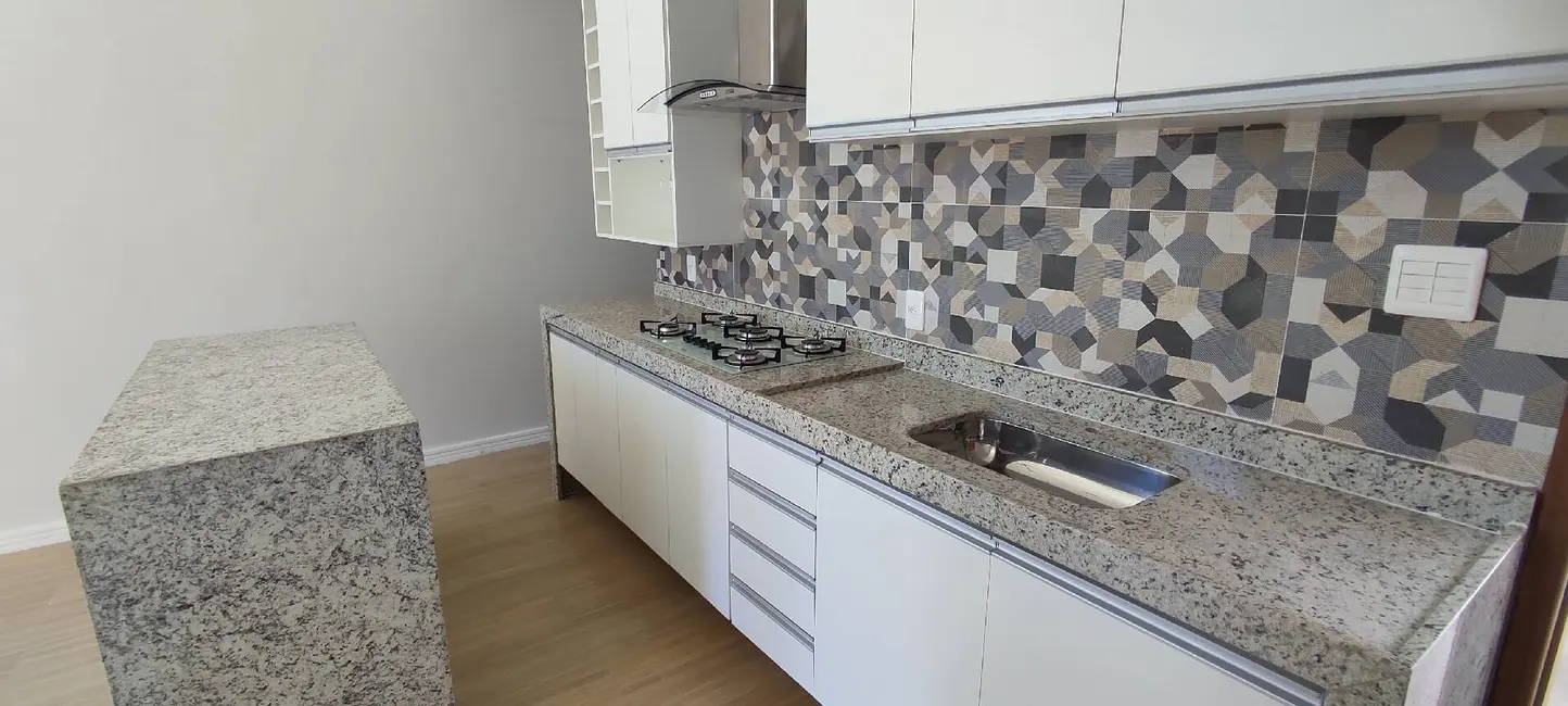 Foto 5 de Casa com 2 quartos à venda, 240m2 em Jardim Atlântico Central (Itaipuaçu), Marica - RJ