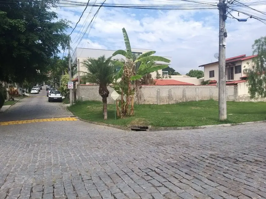 Foto 1 de Terreno / Lote à venda, 390m2 em São José do Imbassaí, Marica - RJ