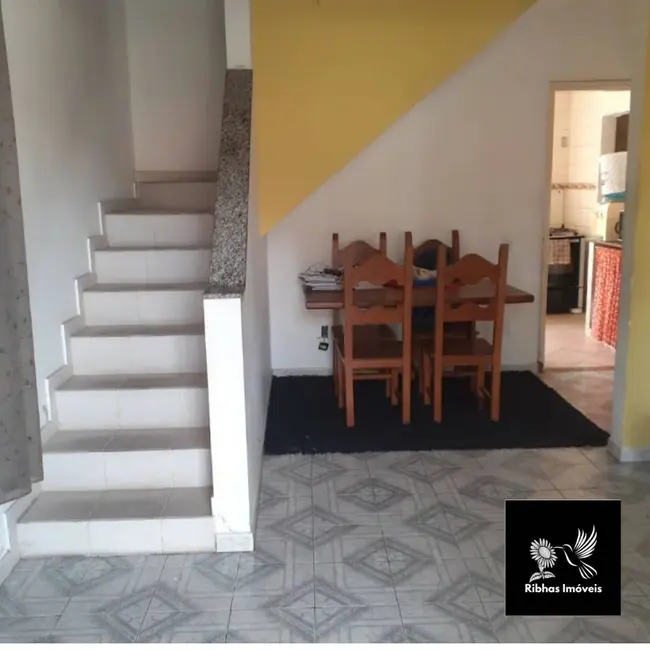 Casa com 3 quartos à venda, 360m2 em Ponta Grossa, Marica - RJ - imagem 2 Foto 2 de Casa com 3 quartos à venda, 360m2 em Ponta Grossa, Marica - RJ