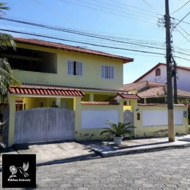 Casa com 3 quartos à venda, 360m2 em Ponta Grossa, Marica - RJ - imagem 8 Foto 8 de Casa com 3 quartos à venda, 360m2 em Ponta Grossa, Marica - RJ