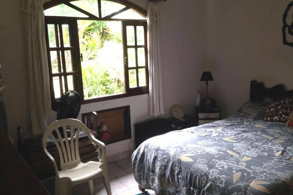 Foto 8 de Casa com 4 quartos à venda, 360m2 em Ponta Grossa, Marica - RJ