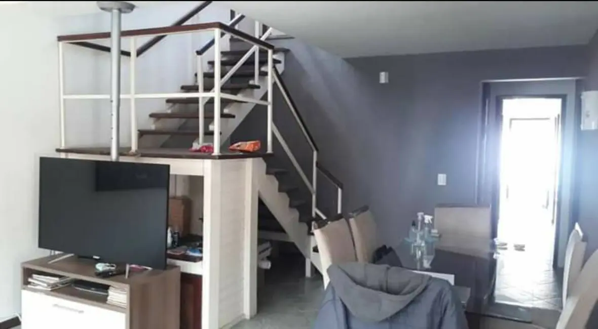 Foto 9 de Casa com 4 quartos à venda, 360m2 em Ponta Grossa, Marica - RJ