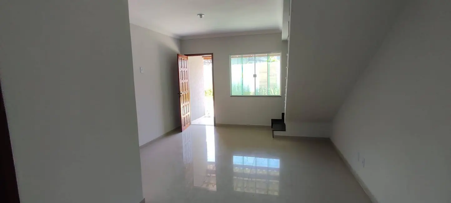 Foto 4 de Casa com 2 quartos à venda, 85m2 em Barroco (Itaipuaçu), Marica - RJ