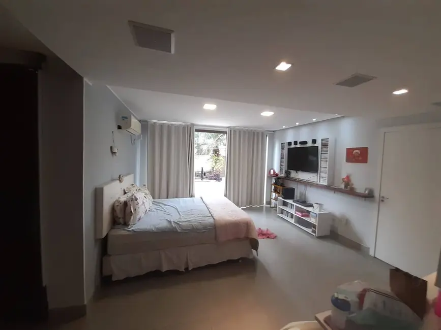 Casa com 3 quartos à venda, 360m2 em São José do Imbassaí, Marica - RJ - imagem 9 Foto 9 de Casa com 3 quartos à venda, 360m2 em São José do Imbassaí, Marica - RJ