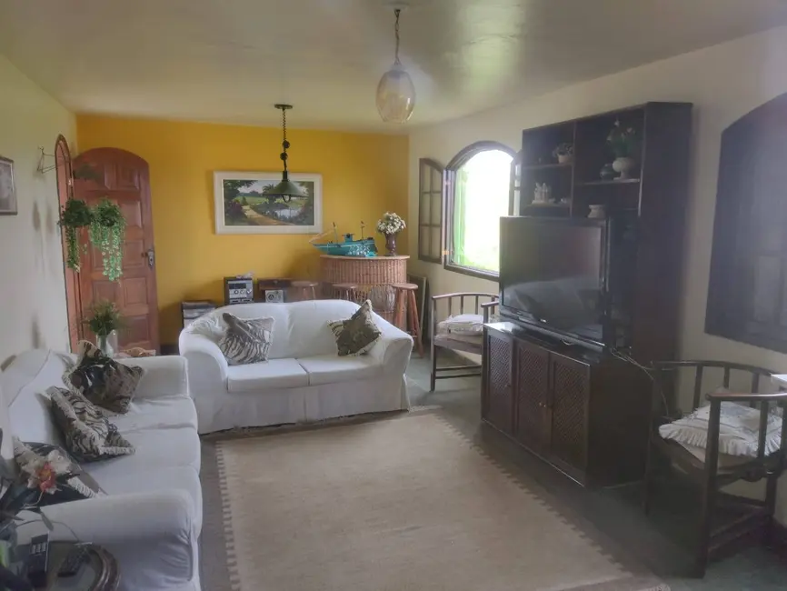 Foto 2 de Casa com 4 quartos à venda, 480m2 em Jardim Atlântico Leste (Itaipuaçu), Marica - RJ