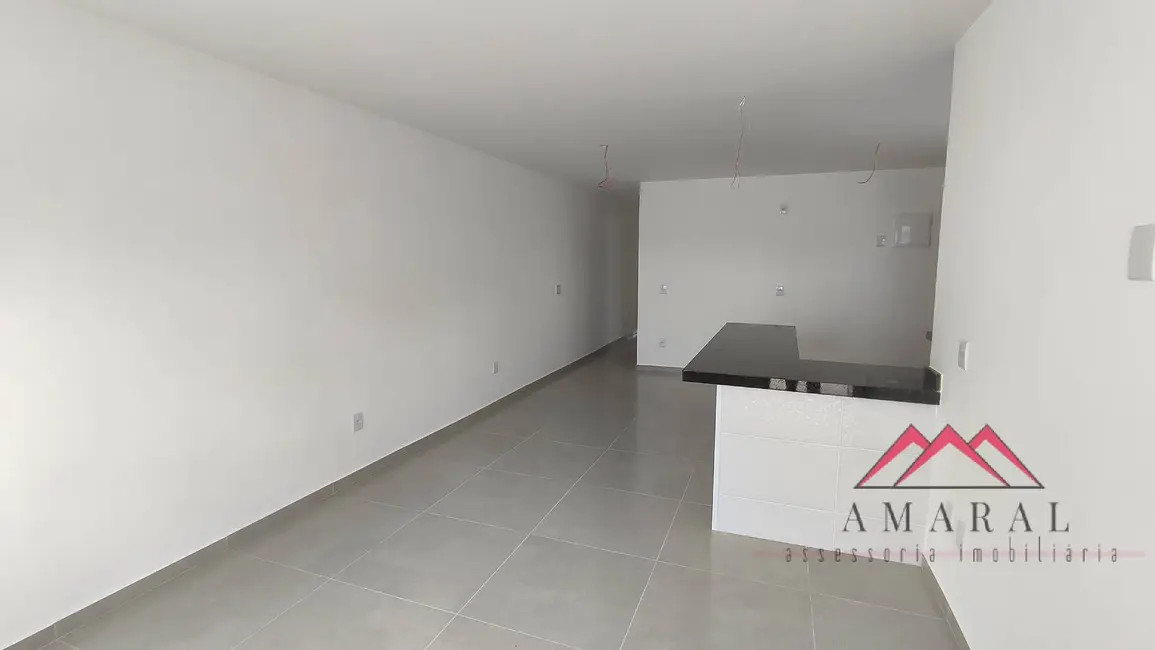 Foto 4 de Casa com 3 quartos à venda, 277m2 em Jardim Atlântico Leste (Itaipuaçu), Marica - RJ