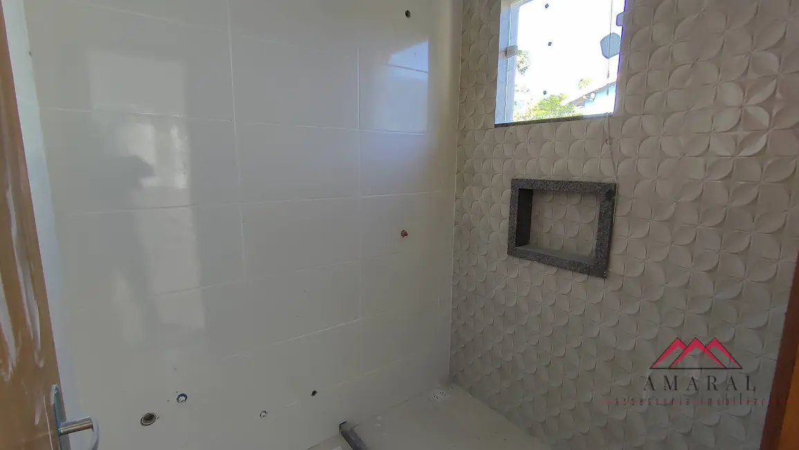 Foto 8 de Casa com 2 quartos à venda, 220m2 em Caxito, Marica - RJ