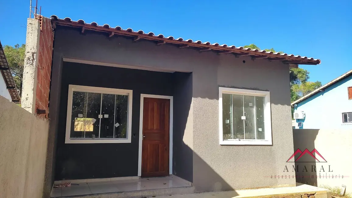 Foto 1 de Casa com 2 quartos à venda, 220m2 em Caxito, Marica - RJ