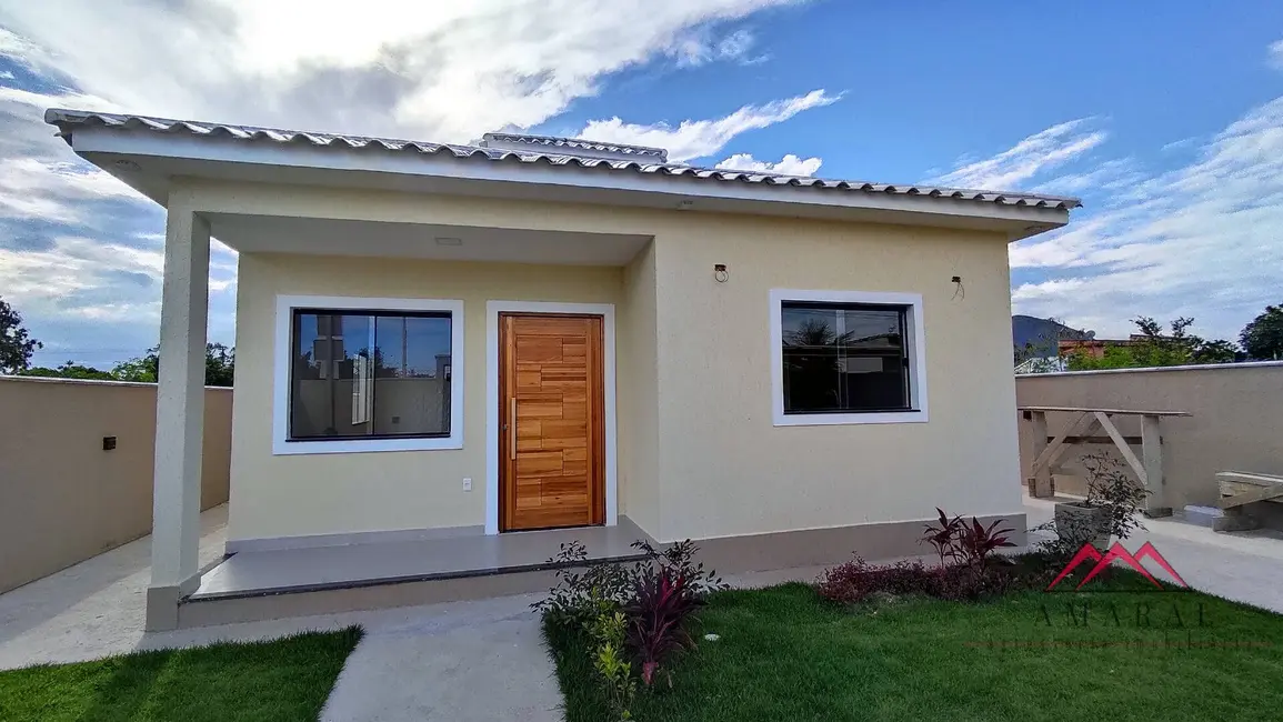 Foto 1 de Casa com 3 quartos à venda, 480m2 em Jardim Atlântico Leste (Itaipuaçu), Marica - RJ