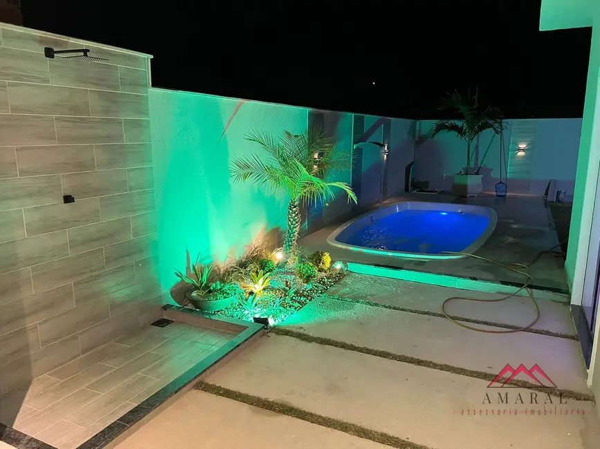 Foto 3 de Casa com 3 quartos à venda, 360m2 em Inoã (Inoã), Marica - RJ