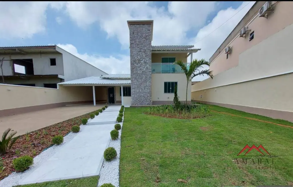 Foto 2 de Casa com 5 quartos à venda e para alugar, 600m2 em Flamengo, Marica - RJ