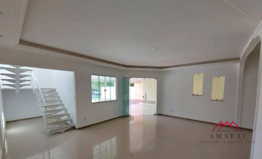 Casa com 5 quartos à venda e para alugar, 600m2 em Flamengo, Marica - RJ - imagem 9 Foto 9 de Casa com 5 quartos à venda e para alugar, 600m2 em Flamengo, Marica - RJ