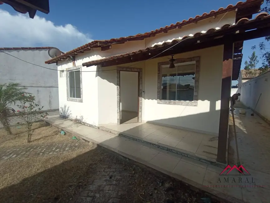 Foto 1 de Casa com 2 quartos à venda, 480m2 em Jardim Atlântico Central (Itaipuaçu), Marica - RJ