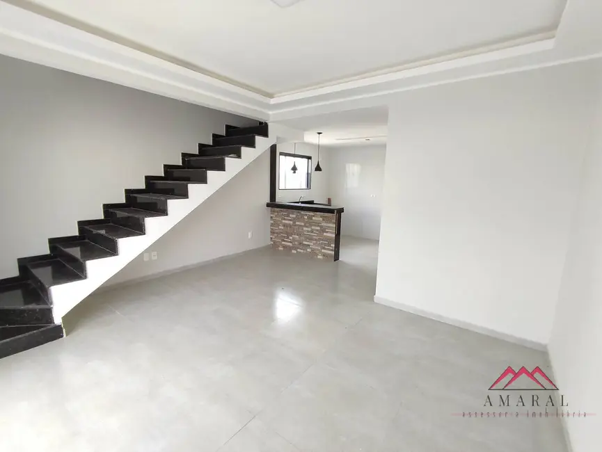 Foto 3 de Casa à venda, 65m2 em Jardim Atlântico Leste (Itaipuaçu), Marica - RJ