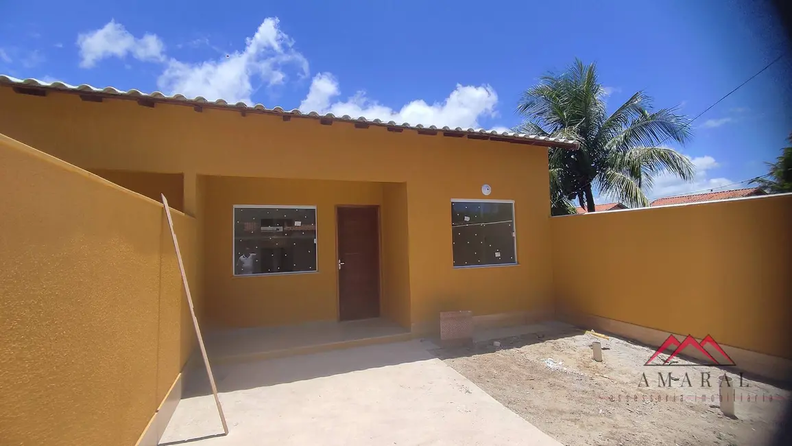 Foto 1 de Casa com 2 quartos para alugar, 70m2 em Jardim Atlântico Oeste (Itaipuaçu), Marica - RJ