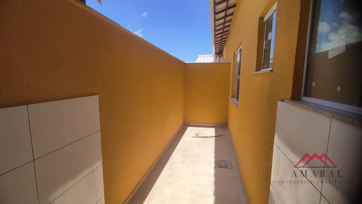 Foto 9 de Casa com 2 quartos para alugar, 70m2 em Jardim Atlântico Oeste (Itaipuaçu), Marica - RJ