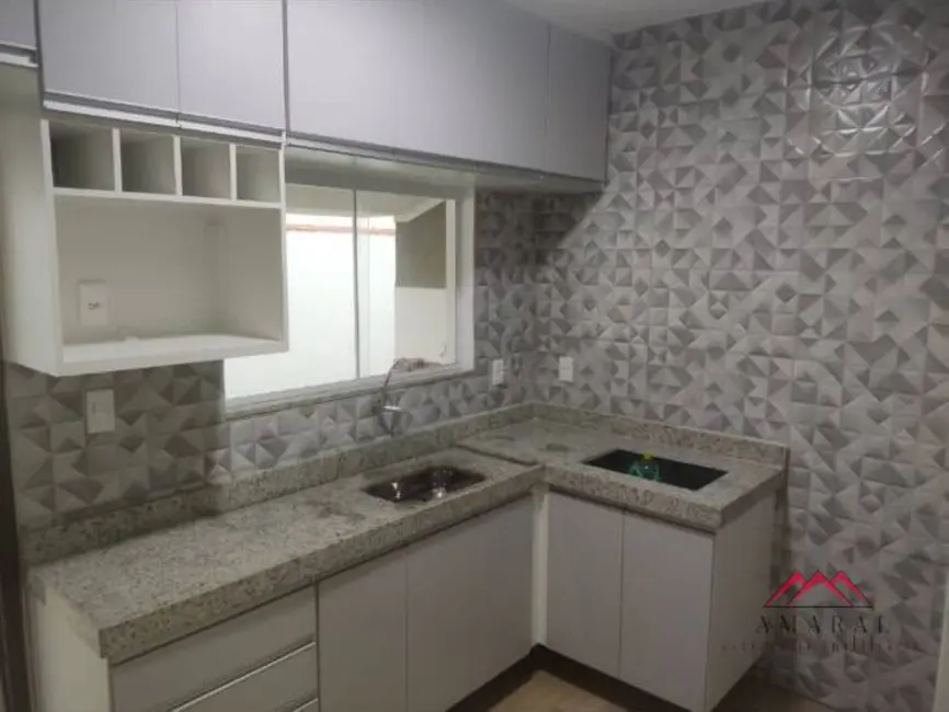 Foto 7 de Casa com 2 quartos à venda, 480m2 em Jardim Atlântico Central (Itaipuaçu), Marica - RJ
