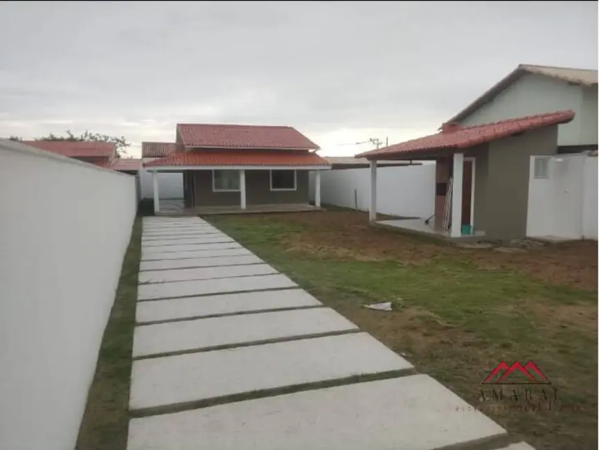 Foto 2 de Casa com 2 quartos à venda, 480m2 em Jardim Atlântico Central (Itaipuaçu), Marica - RJ
