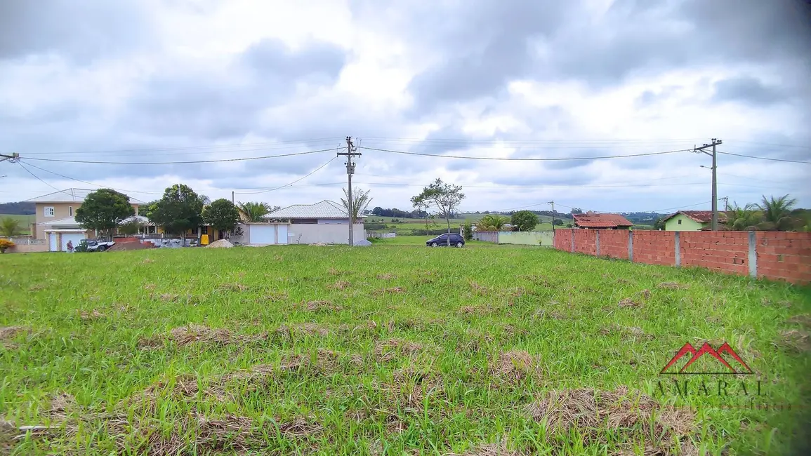 Foto 9 de Terreno / Lote à venda, 450m2 em Araruama - RJ