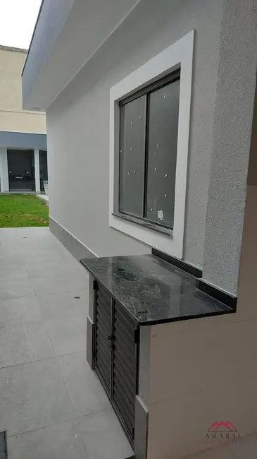 Foto 8 de Casa com 2 quartos à venda, 240m2 em Jardim Atlântico Central (Itaipuaçu), Marica - RJ