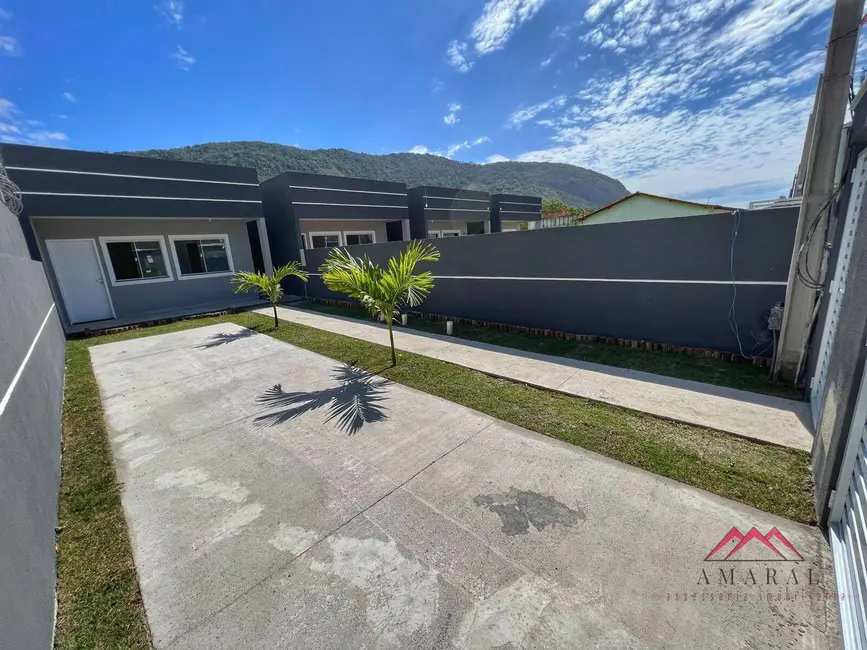 Foto 3 de Casa com 2 quartos à venda, 240m2 em Barroco (Itaipuaçu), Marica - RJ