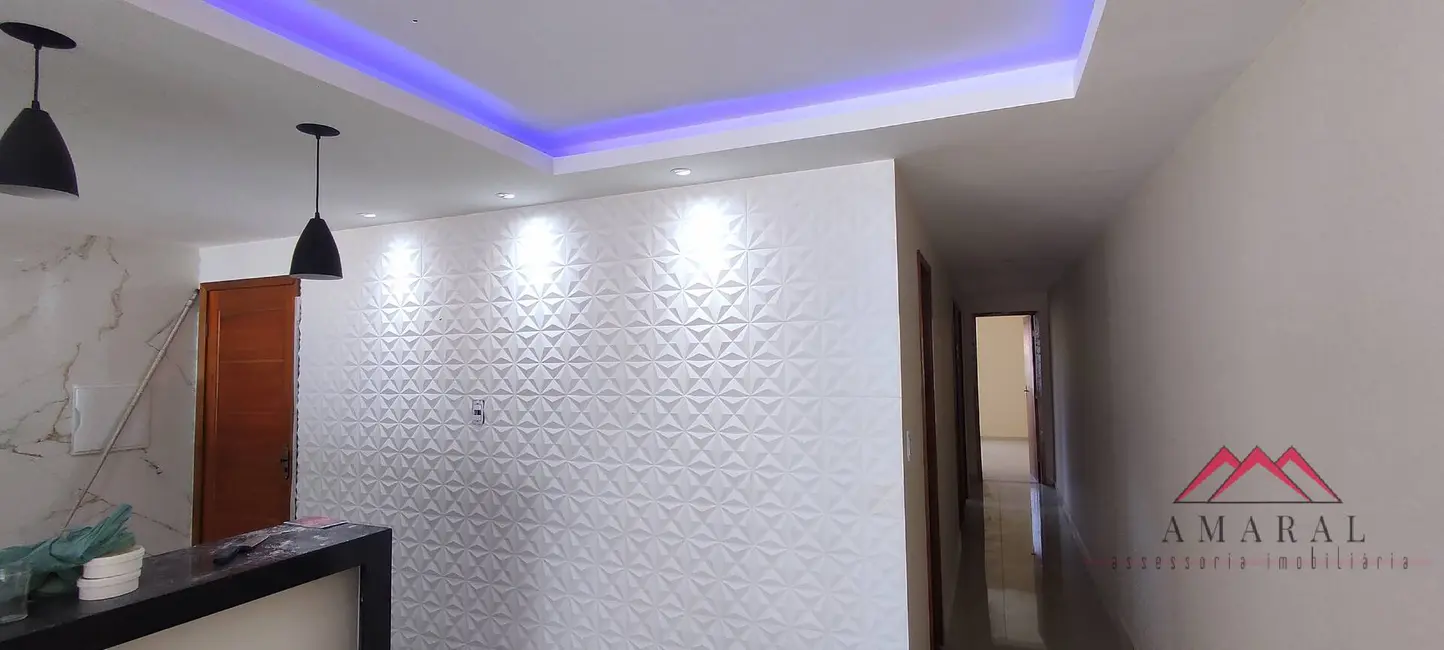 Foto 9 de Casa à venda, 225m2 em São José do Imbassaí, Marica - RJ