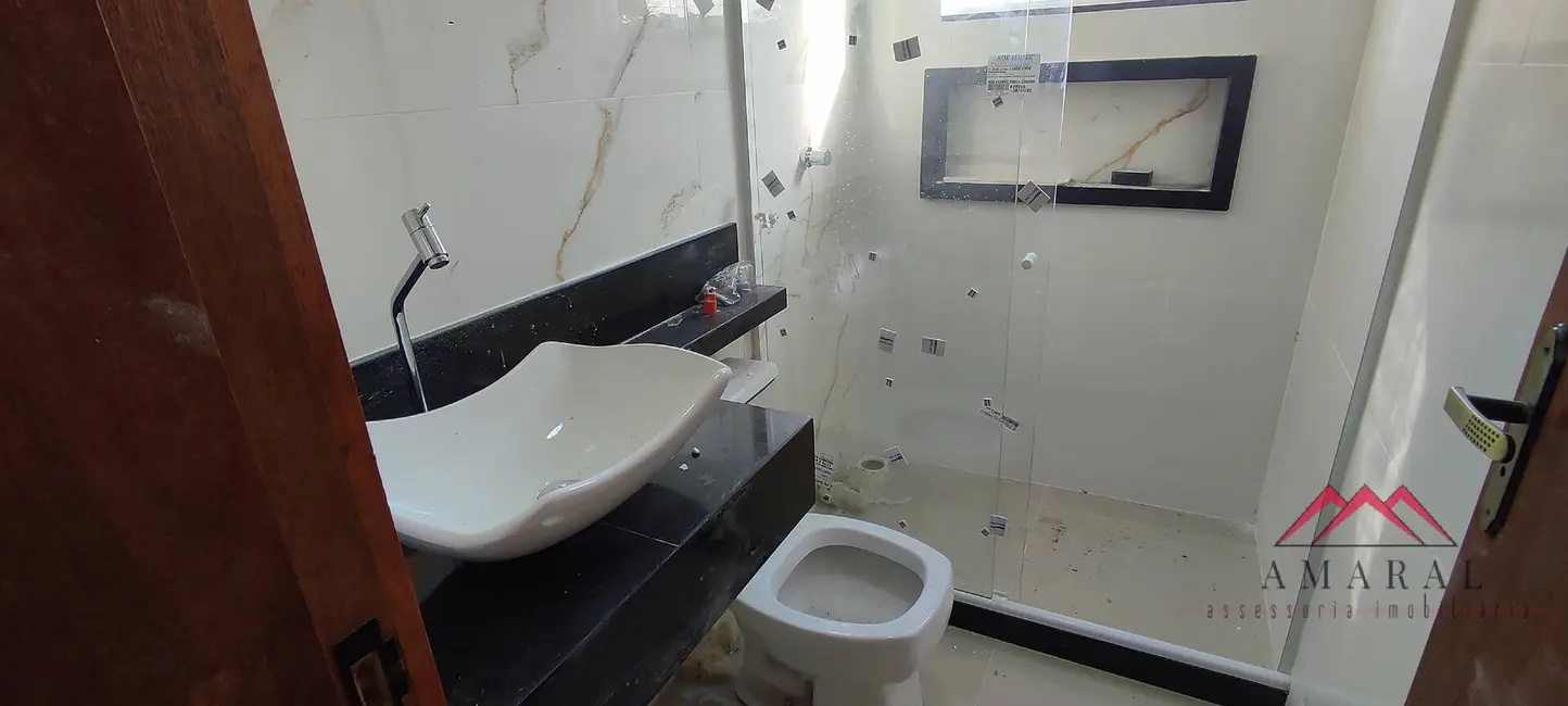 Foto 21 de Casa à venda, 225m2 em São José do Imbassaí, Marica - RJ