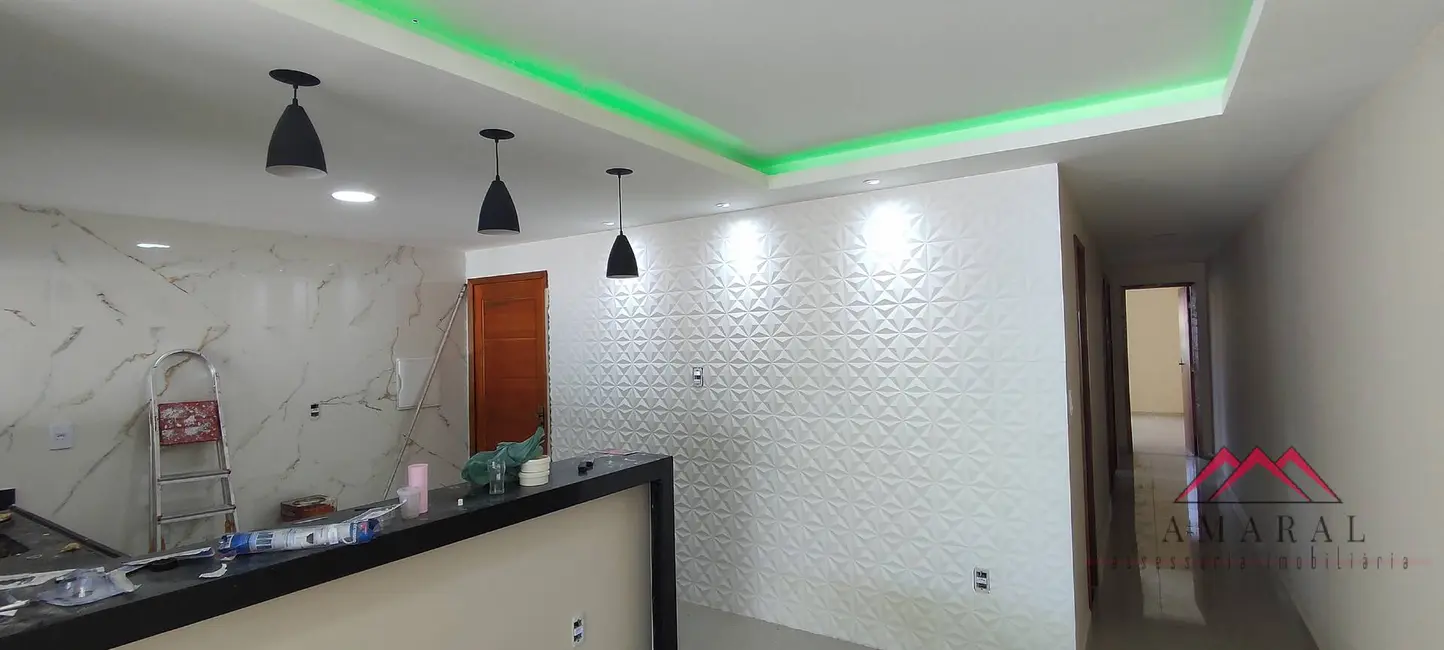 Foto 6 de Casa à venda, 225m2 em São José do Imbassaí, Marica - RJ