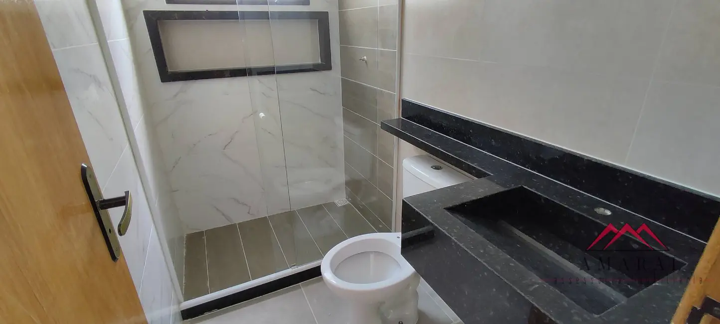 Foto 9 de Casa com 2 quartos à venda, 220m2 em Jardim Atlântico Leste (Itaipuaçu), Marica - RJ