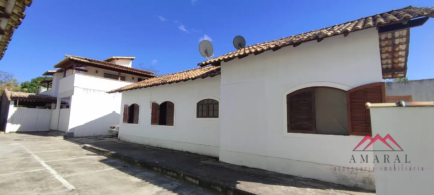 Foto 1 de Casa com 2 quartos à venda e para alugar, 110m2 em Barroco (Itaipuaçu), Marica - RJ