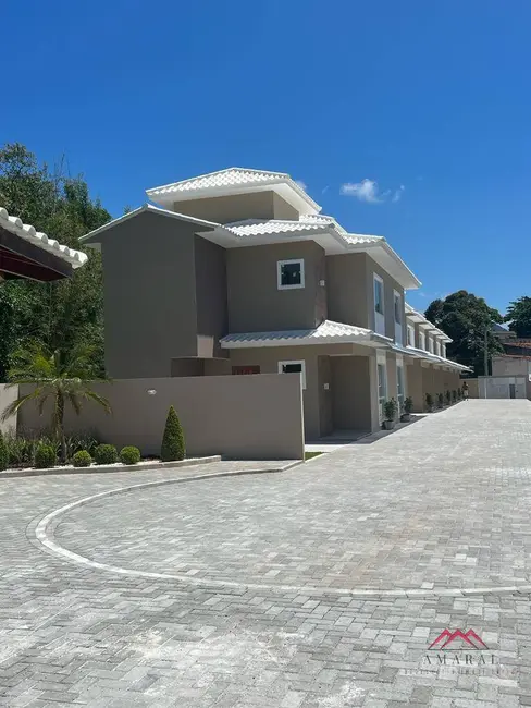 Casa com 2 quartos à venda, 110m2 em Ponta Negra (Ponta Negra), Marica - RJ - imagem 5 Foto 5 de Casa com 2 quartos à venda, 110m2 em Ponta Negra (Ponta Negra), Marica - RJ