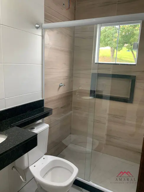 Foto 6 de Casa com 2 quartos à venda, 216m2 em Pindobas, Marica - RJ