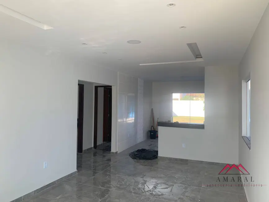 Foto 4 de Casa com 3 quartos à venda, 480m2 em Jardim Atlântico Central (Itaipuaçu), Marica - RJ