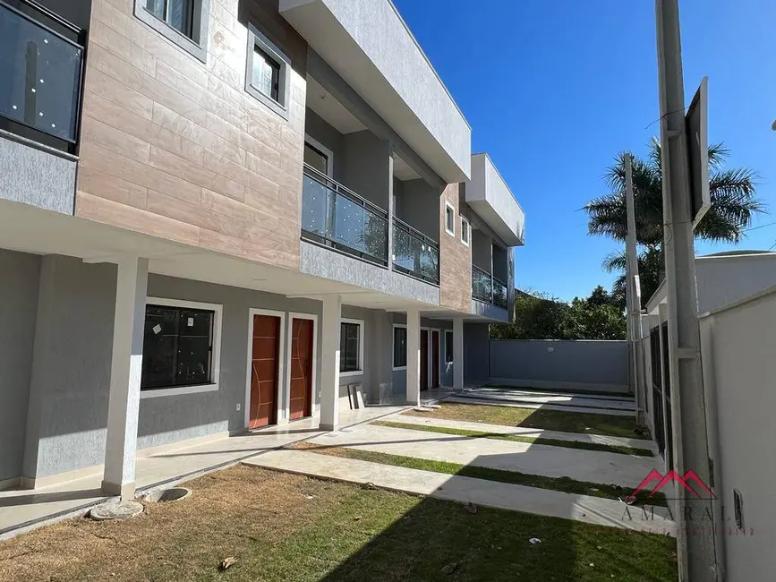 Foto 2 de Casa com 2 quartos à venda, 95m2 em Jardim Atlântico Central (Itaipuaçu), Marica - RJ