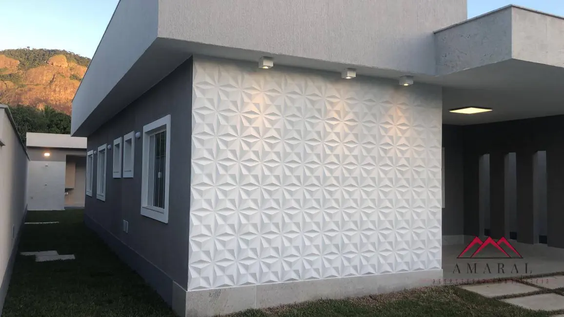 Foto 5 de Casa com 3 quartos à venda, 360m2 em Inoã (Inoã), Marica - RJ