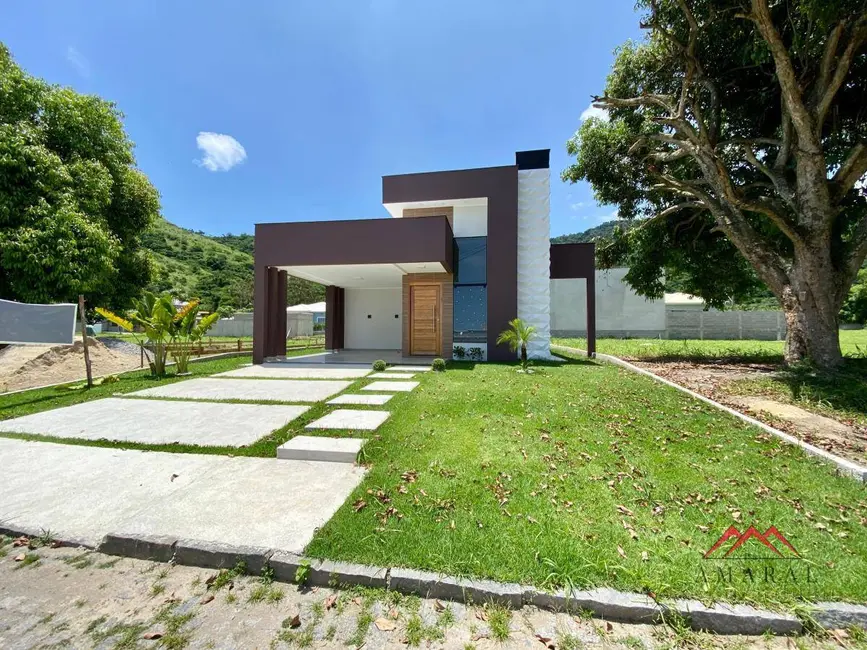 Foto 3 de Casa com 3 quartos à venda, 360m2 em São José do Imbassaí, Marica - RJ