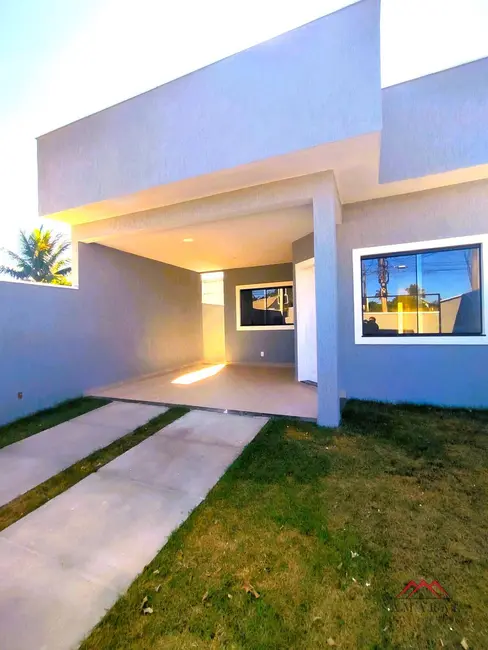 Foto 1 de Casa com 3 quartos à venda, 220m2 em Jardim Atlântico Central (Itaipuaçu), Marica - RJ