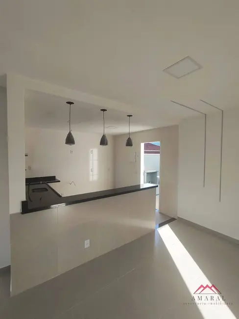 Foto 9 de Casa com 3 quartos à venda, 220m2 em Jardim Atlântico Central (Itaipuaçu), Marica - RJ