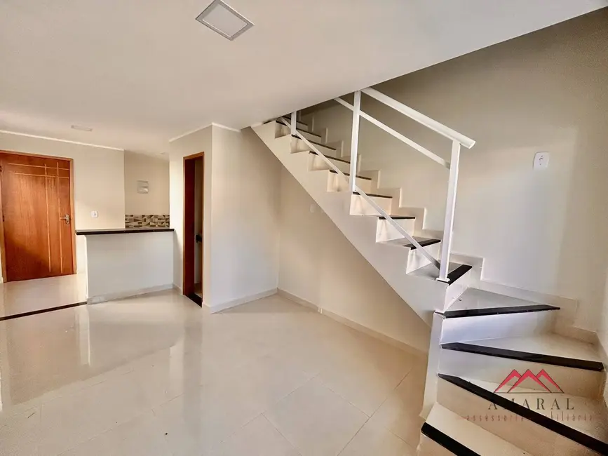 Foto 4 de Casa à venda e para alugar em Jardim Atlântico Leste (Itaipuaçu), Marica - RJ