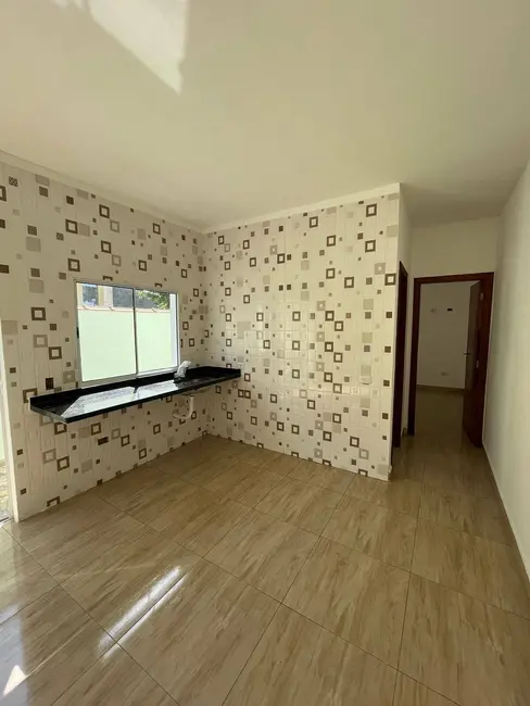Foto 7 de Casa com 2 quartos à venda, 150m2 em Itanhaem - SP