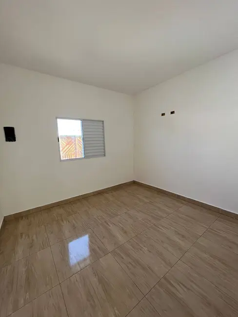 Foto 9 de Casa com 2 quartos à venda, 150m2 em Itanhaem - SP