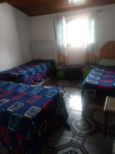 Foto 5 de Casa com 4 quartos à venda, 300m2 em Itanhaem - SP