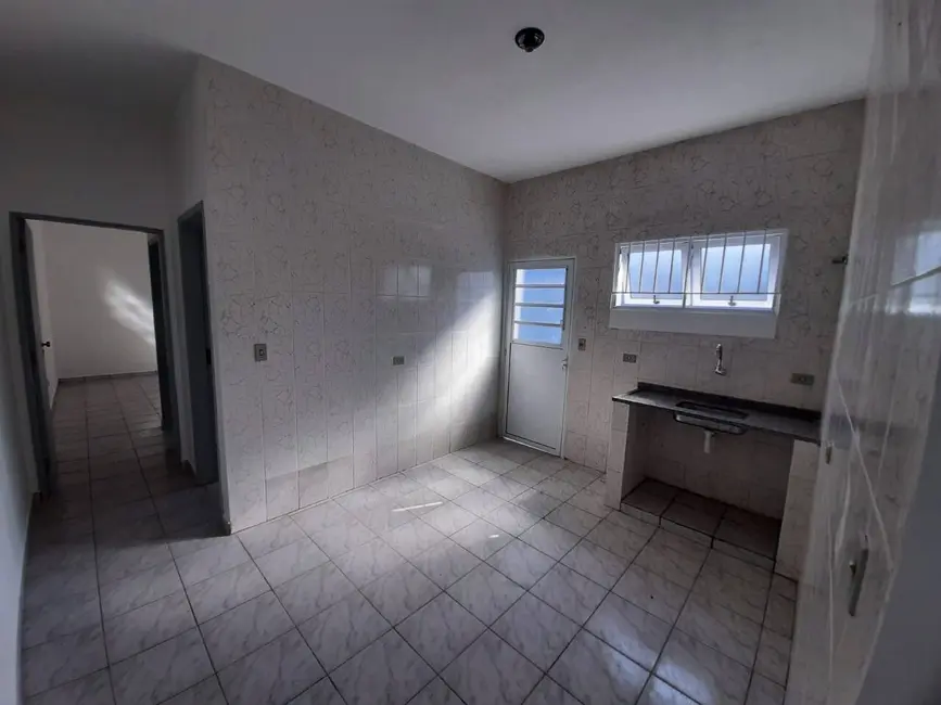 Foto 9 de Casa com 2 quartos à venda, 150m2 em Itanhaem - SP